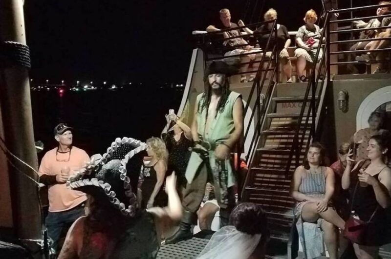 St. Augustine: The Black Raven Rum Runners Pirate Show (21+) - Meeting Point and Important Information