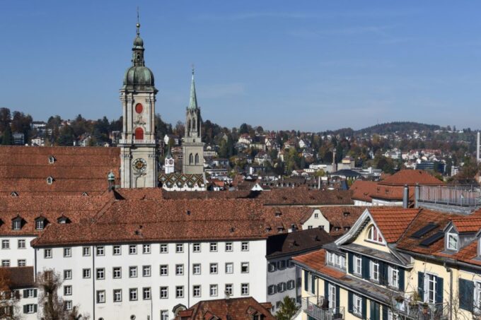 St.Gallen: Self-Guided Highlights Scavenger Hunt & Tour - Starting the Tour