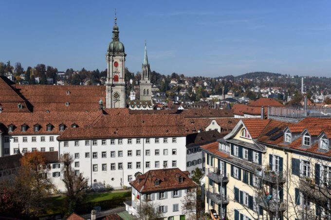 St.Gallen: Self-Guided Highlights Scavenger Hunt & Tour - Navigating the Scavenger Hunt