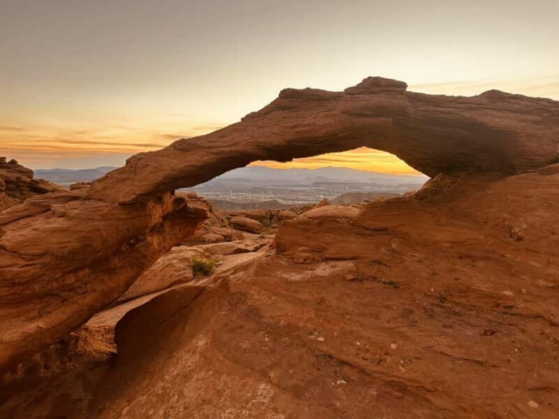 St. George: Sand Mountain Sunset Jeep Tour (Private) - The Guided Experience and Local Insights