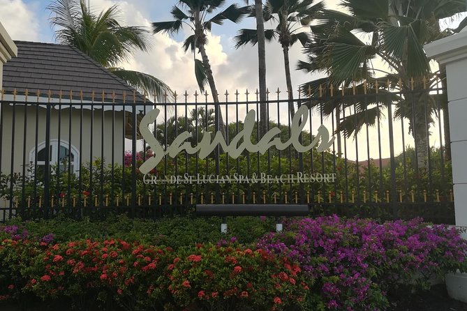 St Lucia Airport Transfer Hewanorra (UVF) to SANDALS Grande - Regency - Halcyon - Scenic Highlights and Commentary