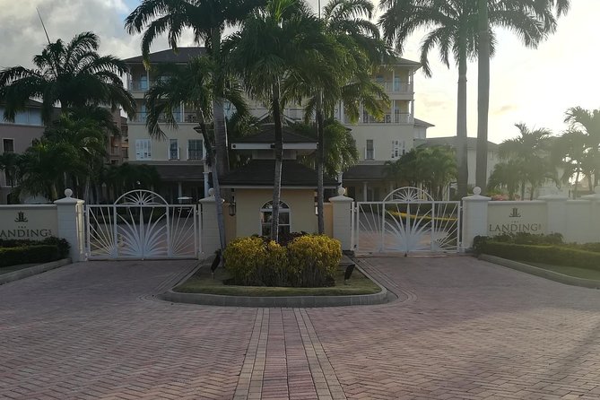 St Lucia Airport Transfer to The Landings - Hewanorra (UVF) & GFL Airport (SLU) - Overview of the Transfer Service