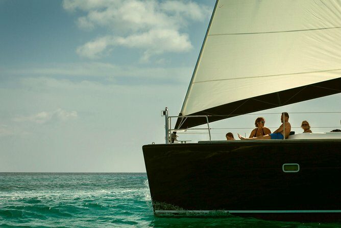 St. Lucia Luxury Sunset Cruise From Castries - The Experience: What to Expect on This Sunset Cruise