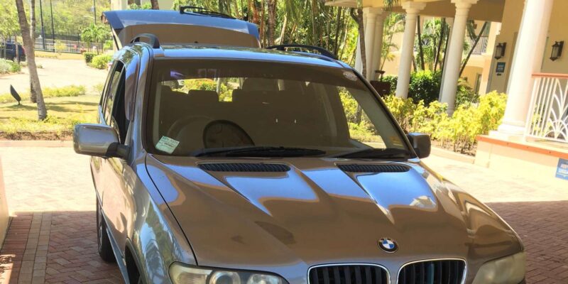 St Lucia: Private Airport Taxi Service - Flexible Transfers