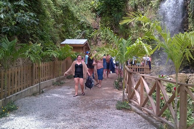 St. Lucia Tet Paul Nature Trail Tour - Duration and Group Size