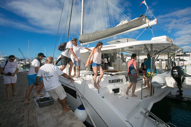 St Maarten Luxury Catamaran Full-Day Group Charter - Breakfast and Lunch Offerings
