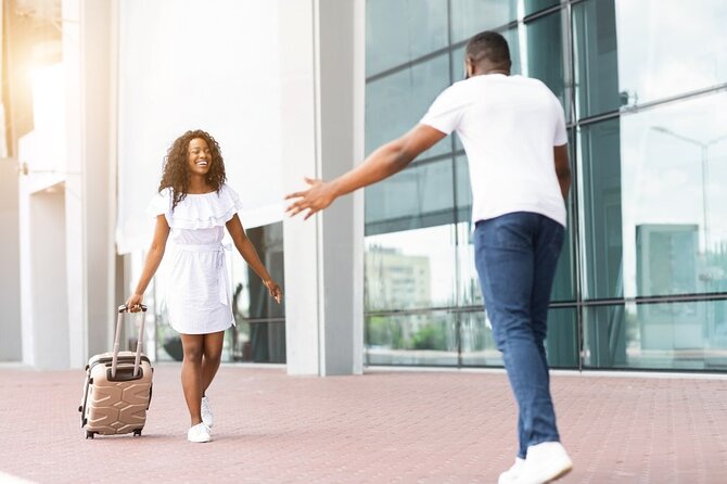 St. Maarten Private RED CARPET Airport Pick up and Transfers - Hassle-free Travel Arrangement
