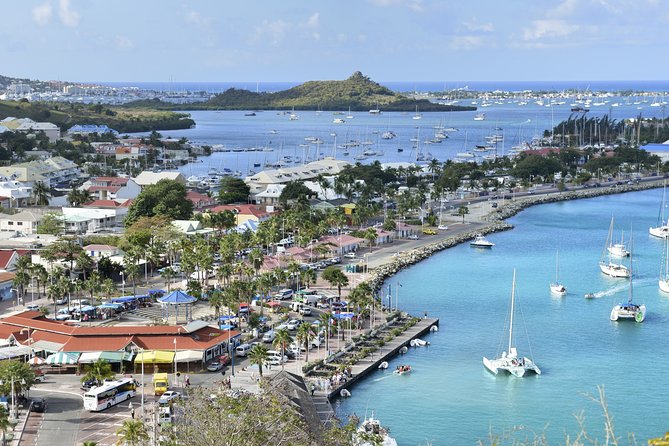 St-Martin and St Maarten: Sightseeing Tour of the French and Dutch Sides of the Island - Grand Case Beach and Town