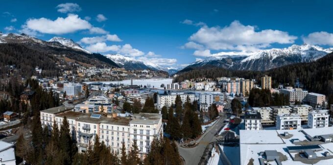 St. Moritz: Express Walk With a Local in 60 Minutes - Getting Personalized Recommendations