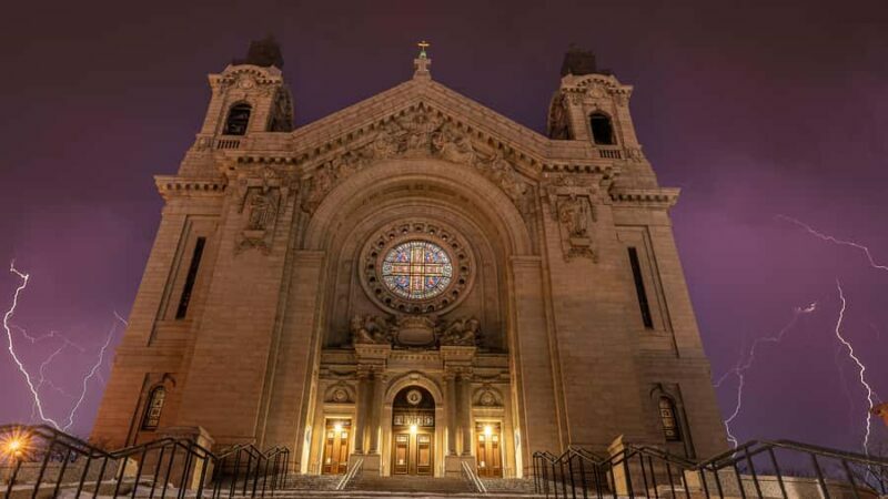 St. Paul Ghost Tours: Sinister Sins & Shadows - Key Points