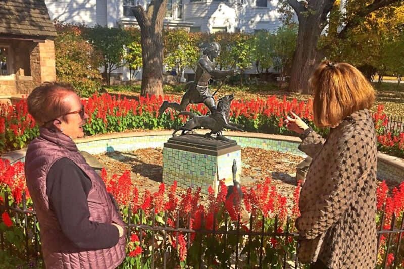 St. Paul: Private Walking Tour Summit Ave Victorian Homes - Historic Sites Along the Tour