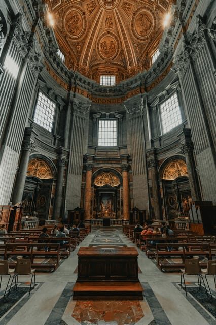 St. Peters Basilica Walking Tour With Tour Guide - Key Points