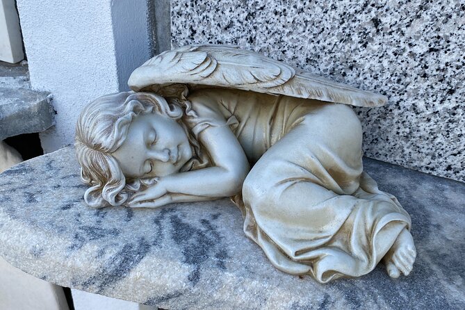 St. Roch Cemetery Tour - Reviews and Ratings