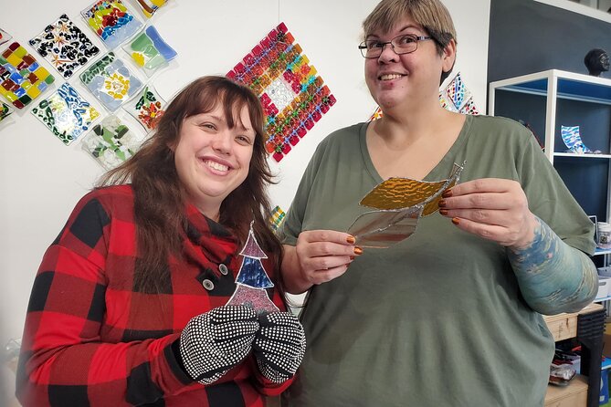 Stained Glass Magic Class in Everett - Accessibility and Transportation