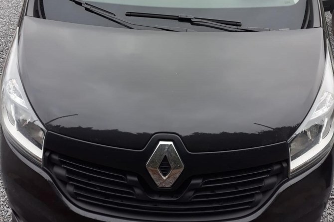 Standard Minivan From Charleroi Airport to City of Brussels - Accessibility Features
