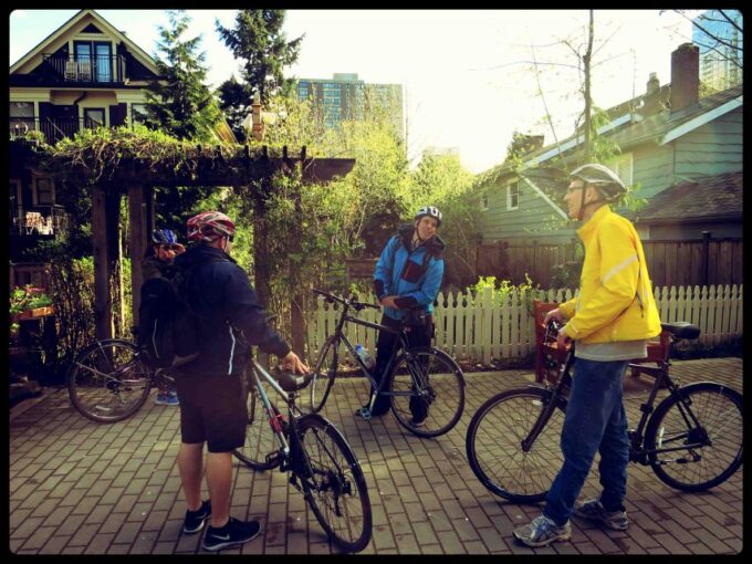 Stanley Park & Downtown Vancouver Morning Bike Tour - Local First Nations Heritage