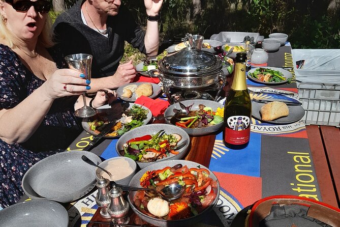 Stanthorpe Small - Group Food Comedy and Wine Tasting Tour - Pickup Information