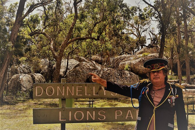 Stanthorpe Small - Group Food Comedy and Wine Tasting Tour - Stanthorpe Highlights