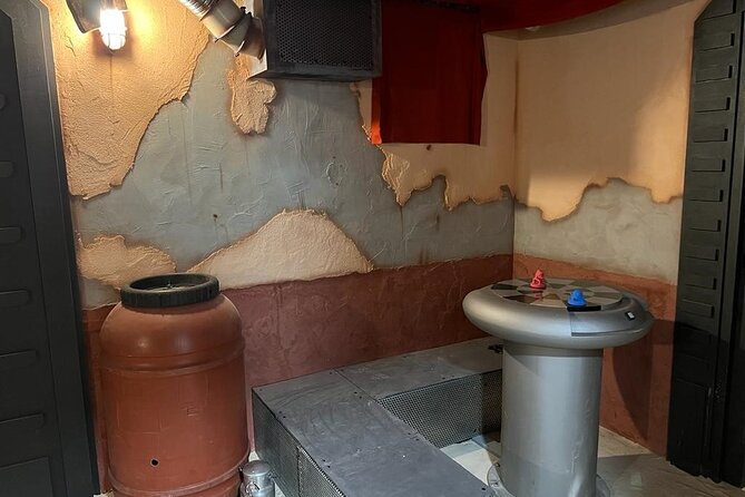 Star Wars Against Emperor Tinepalpa Escape Room Montpellier - Charging Station and Power