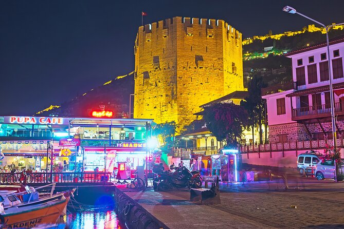 Starcraft Alanya Night Party Boat - Timing and Atmosphere