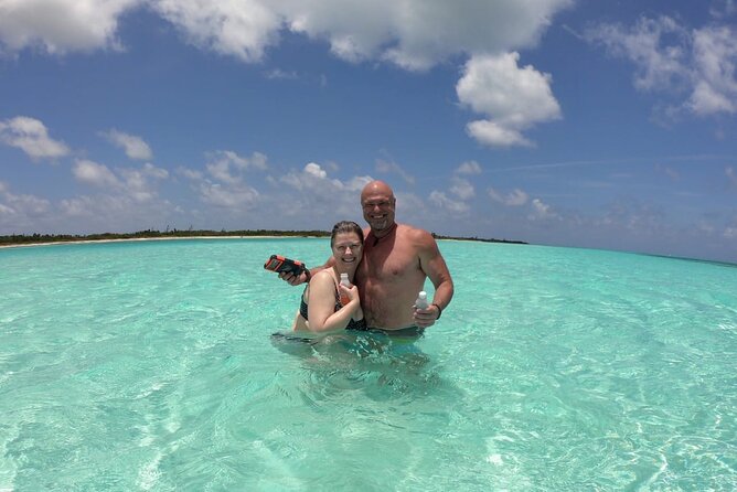 Starfish, Stingrays and the Turtle Bay Experience by Catamaran - Beach Club Access