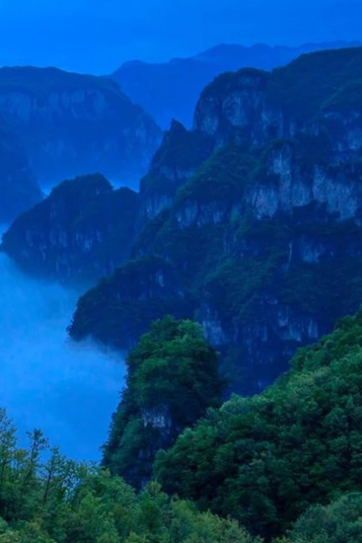 Start From Zhengzhou to Yuntai Mountain With Galss Walkway - Hongshi Gorge Exploration