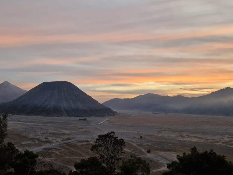 Start: Malang! Bromo Sunrise and Ijen 2D/1N Share Tour - Exploring Ijen Crater