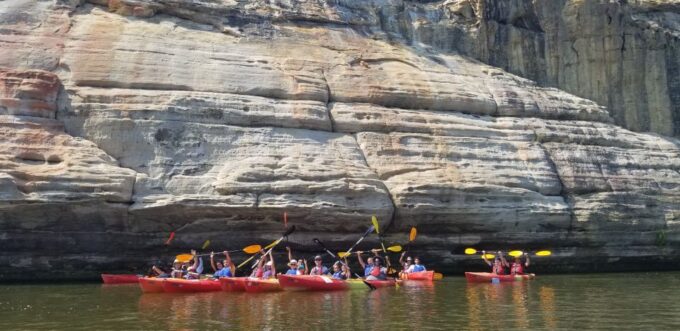 Starved Rock State Park: Guided Kayaking Tour - Park Landscape