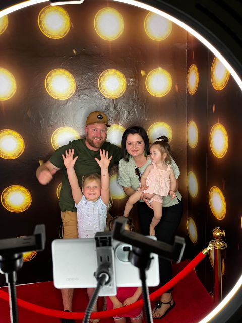 Statik Selfie Studio - Key Points