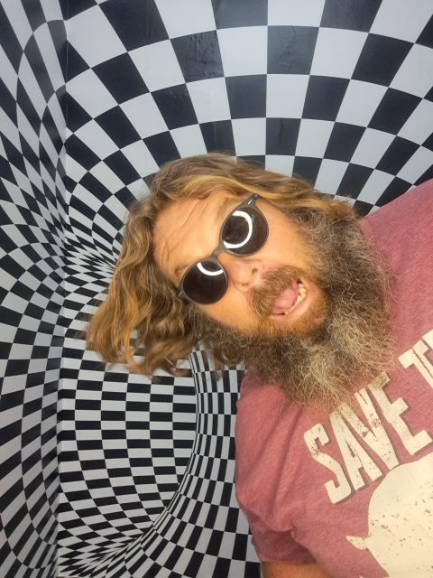 Statik Selfie Studio - Duration and Accessibility