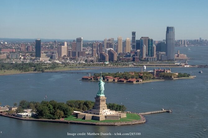 Statue of Liberty & Ellis Island: Private Half-Day Guided Tour - Tour Overview