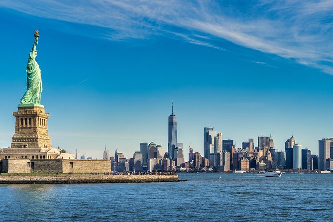 Statue of Liberty Express Roundtrip Ferry Ticket- 8:30am Morning - Visiting Ellis Island