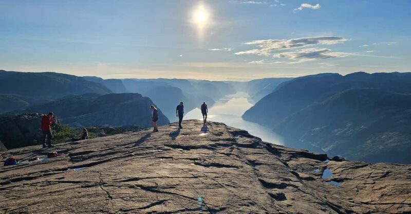 Stavanger: Evening Run to Pulpit Rock - Lets Run! - Key Points