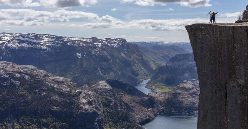 Stavanger: Preikestolen Classic Hike and Side Trail - Itinerary and Transportation