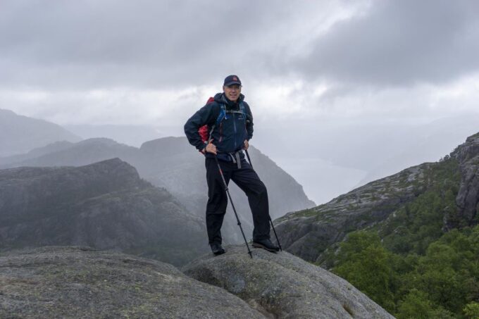 Stavanger: Preikestolen Classic Hike and Side Trail - Small Group Exclusivity