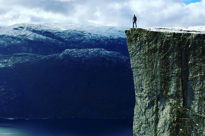 Stavanger Pulpit Rock Guided Private Hike With Hotel Pickup - Safety Considerations and Fitness Level