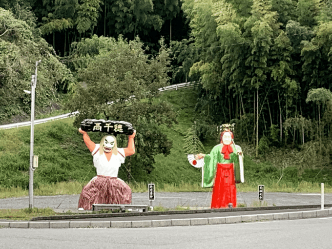 *Stay at Beppu, 2-Day Bus Tour to Takachiho From Fukuoka - Key Attractions
