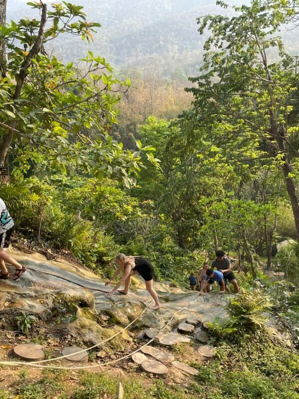 Sticky Waterfall Half-day with Private Car - Key Points