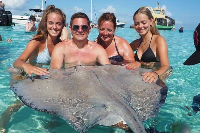 Stingray City and Coral Gardens - Overview of the Activity