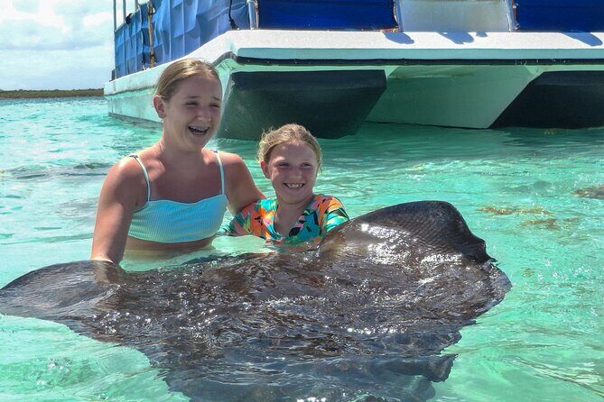 Stingray City Antigua for all the ages - ROUND TRIP INCLUDED - Authentic Reviews and What They Reveal
