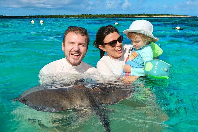 Stingray City experience, Devils Bridge and Long Bay Beach - Starting Point and Transportation