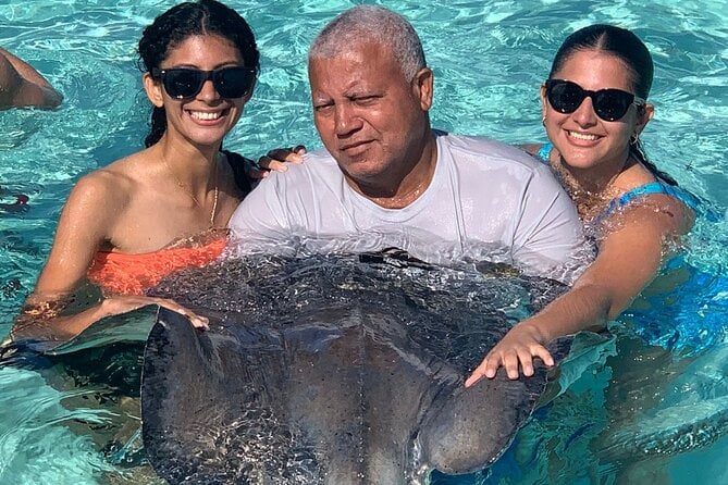 Stingray City Sandbar, Coral Gardens Snorkeling & Starfish Point - Considerations and Suggestions