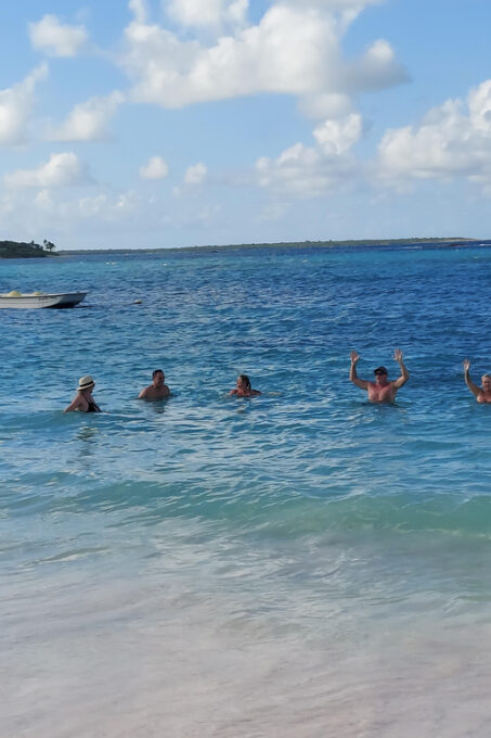 Stingrays Adventure and Long Bay Beach - Explore Stingray City