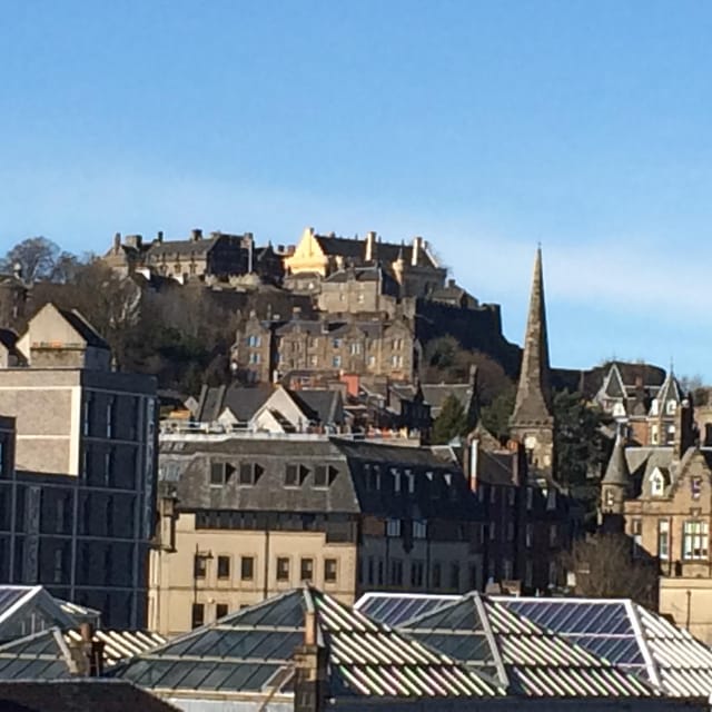 Stirling Castle and the Old Town: Private Walking Tour - Exploring Stirling Castle