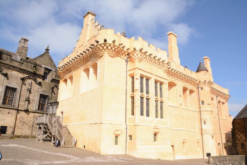 Stirling Castle: Skip-the-Line Guided Tour in Spanish - Historical Significance