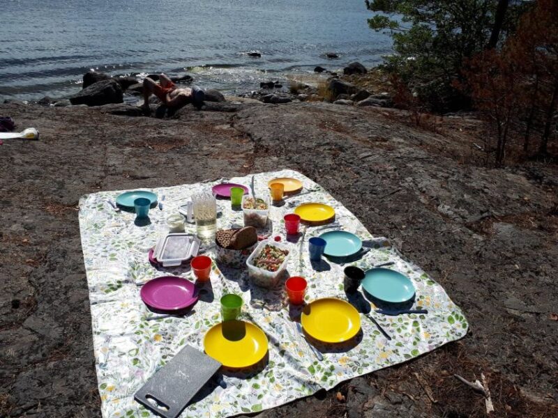 Stockholm: 1, 2, or 3-Day Kayaking Tour in the Archipelago - Group Size and Language