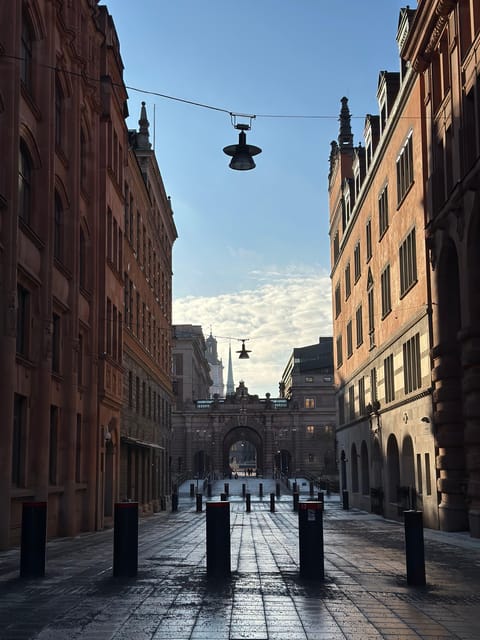 Stockholm: 2-Hour Walking & 1-Hour Canal Boat Tour - Walking Tour and Boat Trip Details