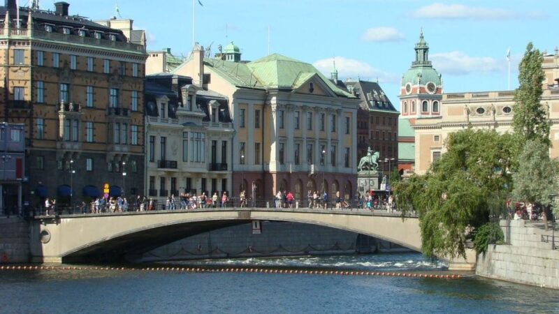 Stockholm: A Beauty On The Water - Old Town Walk & Boat Trip - Good To Know