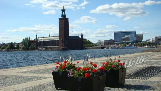 Stockholm: A Beauty On The Water - Old Town Walk & Boat Trip - Booking and Payment