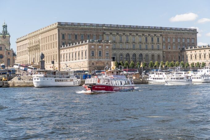 Stockholm: City Center Cruise With Audio Guide - Age Restrictions for Participants
